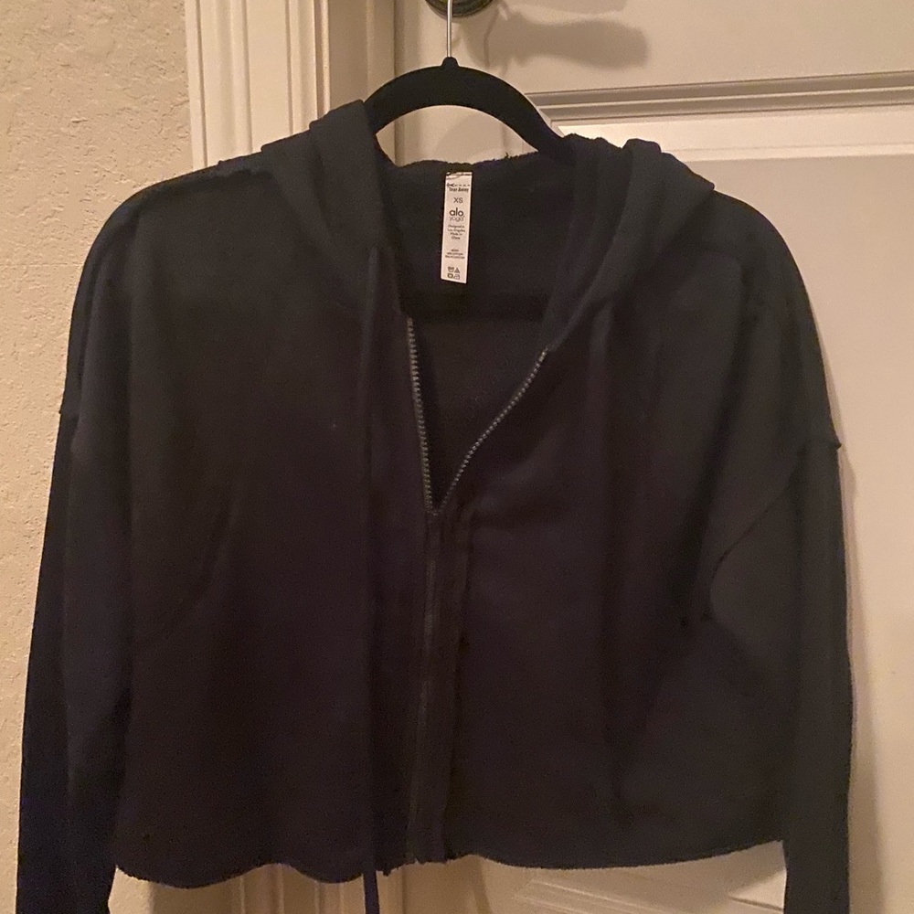 alo yoga zip up jacket